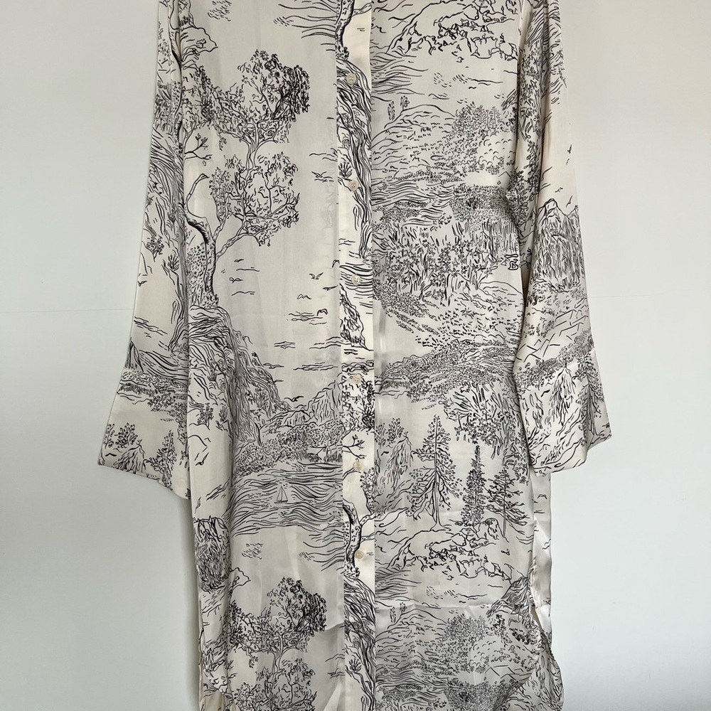 H&M Monochrome Artistic Print Shirt dress